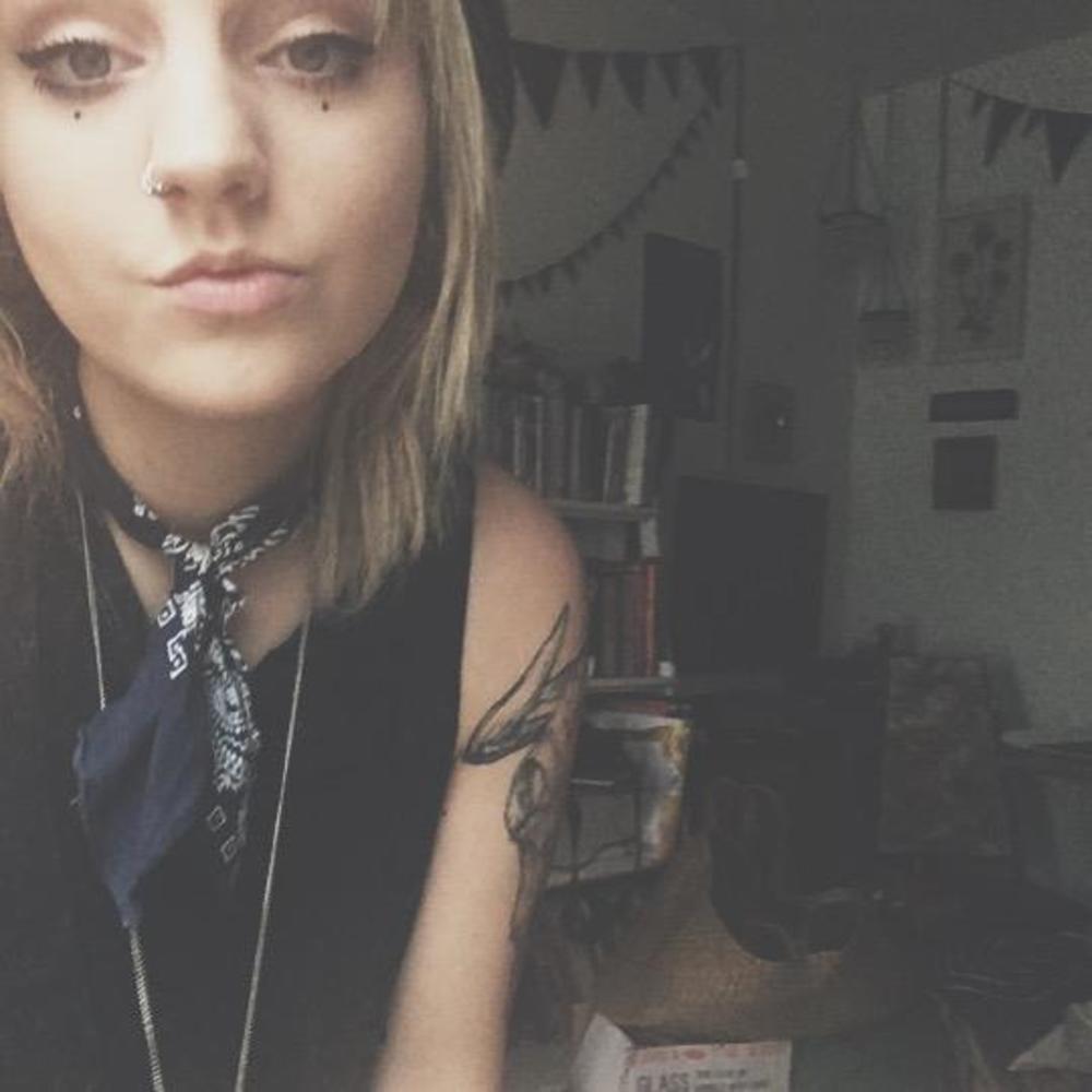 Meet your Posher, Madeleine